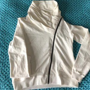 Boutique Zip Cover